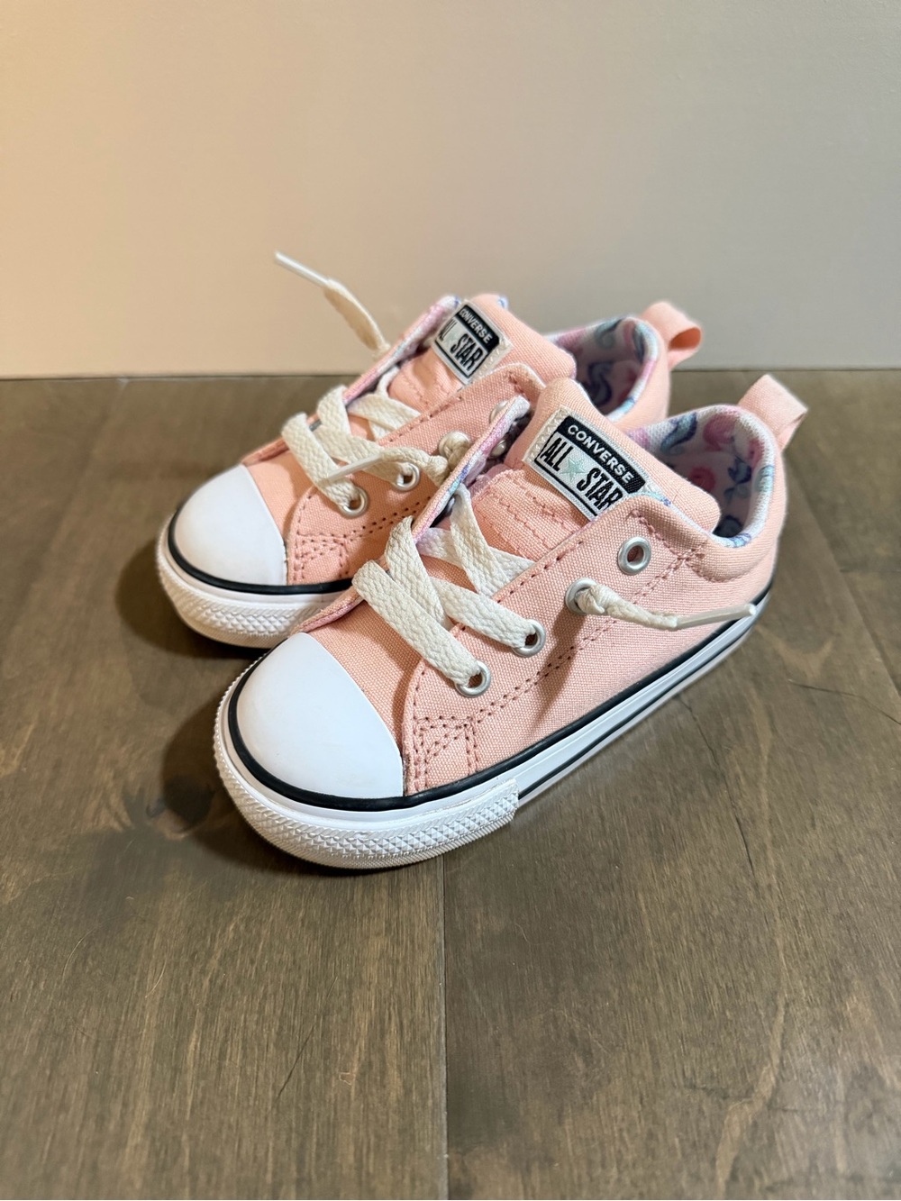 Converse Kids Chuck Taylor All Star Low Top Pink Toddler Sneakers Size 7C